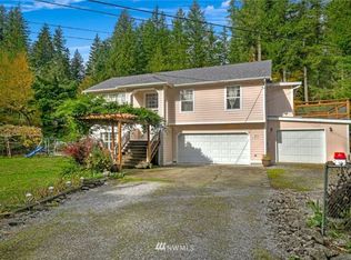 1871 Spur Valley Ct, Maple Falls, WA 98266