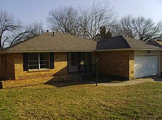 8018 Hunnicut Rd, Dallas, TX 75228