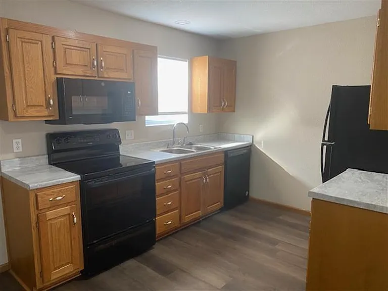 804 Hickory St #4 — Photo 6