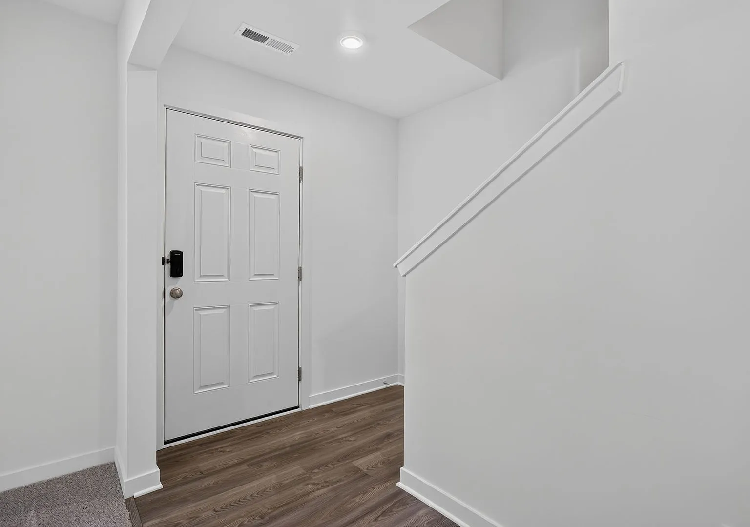 4 bedroom new construction house! — Photo 3