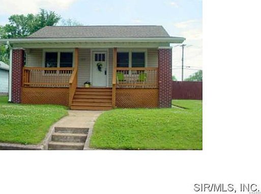 1st image of 100 E Jennings Ave