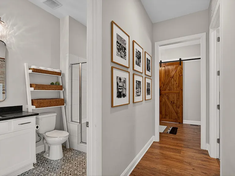 210 Lookout Rdg — Photo 26