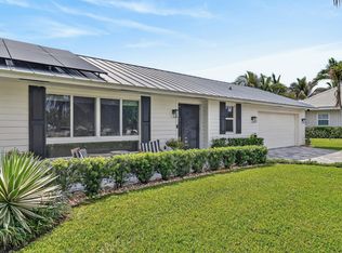 46 DOGWOOD Ridge, Tequesta, FL 33469