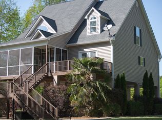 35 Retreat Ln, Liberty Hill, SC 29074
