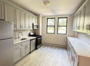 228 Saint Marks Pl APT 1, Staten Island, NY 10301