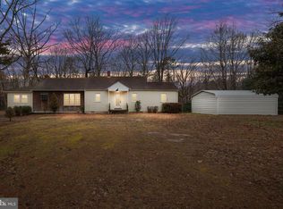 266 Battery Rd, Caret, VA 22436