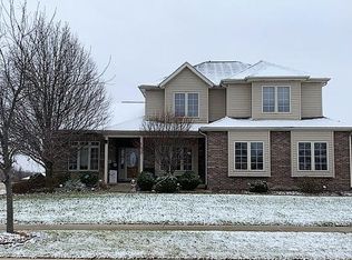 240 Poplar Ln, Beecher, IL 60401