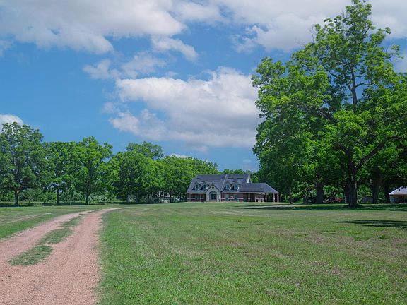 3rd image of 42272 Fm 1458 Rd