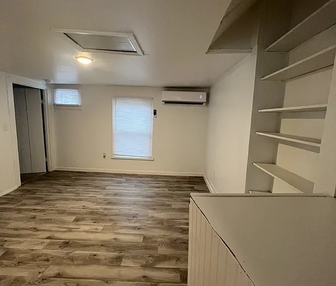 5446 Gov Barbour St #2 — Photo 18