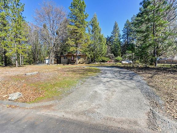3rd image of 6403 Fernwood Ct