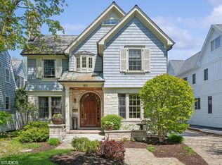 953 Spruce St, Winnetka, IL 60093