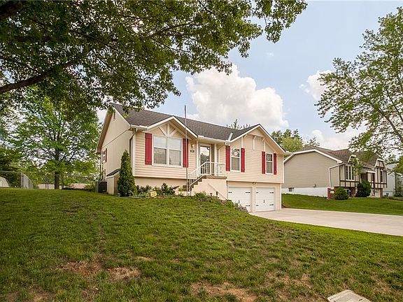 3rd image of 7011 Michael Ln
