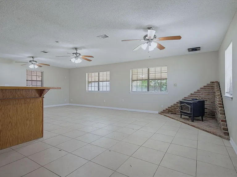 5471 Buena Vista Ave — Photo 10