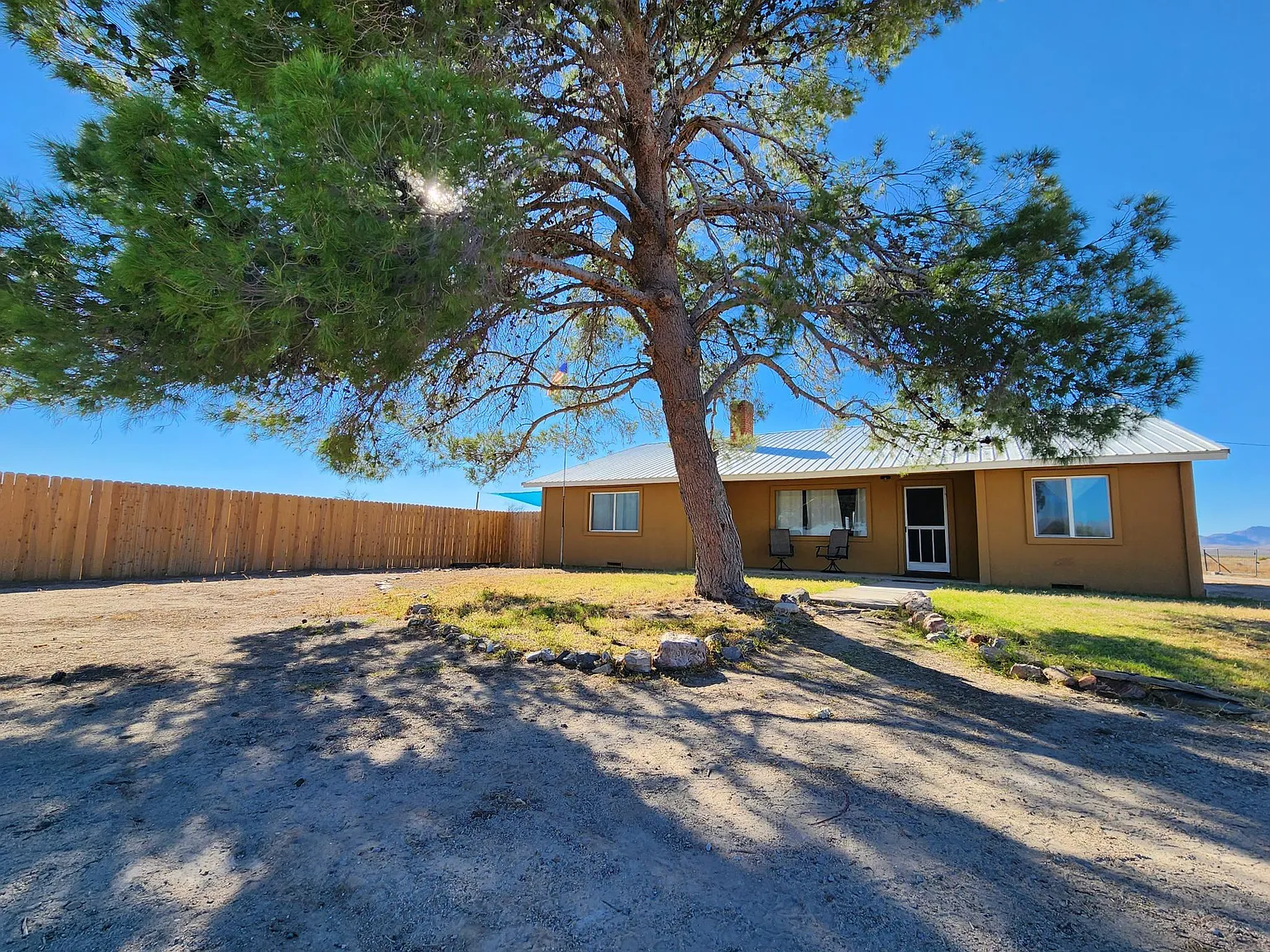S Taylor Rd, Willcox — Photo 2
