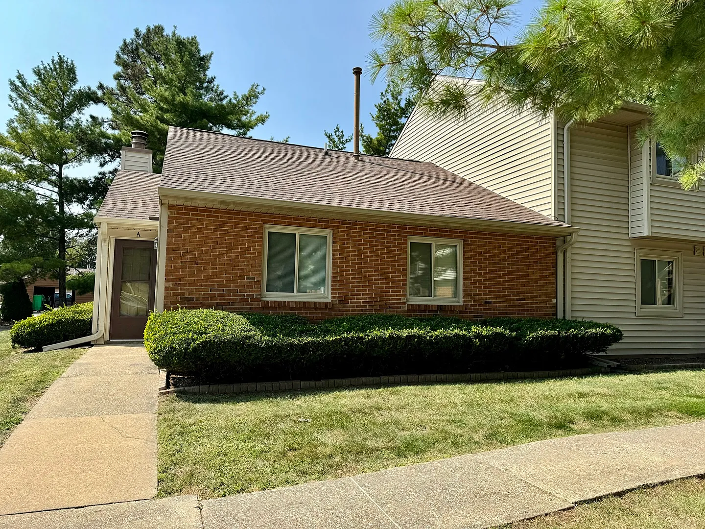 1611 Lyndhurst Dr APT A photo 1