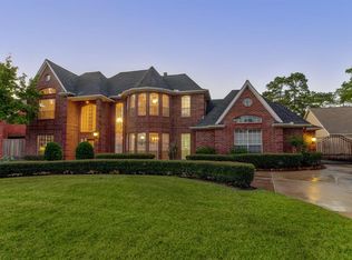 13810 Almahurst Cir, Cypress, TX 77429