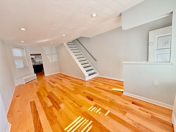 5th image of 2433 S 3rd St