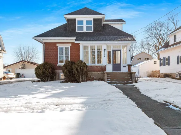 534 N Main St, Seymour, WI 54165