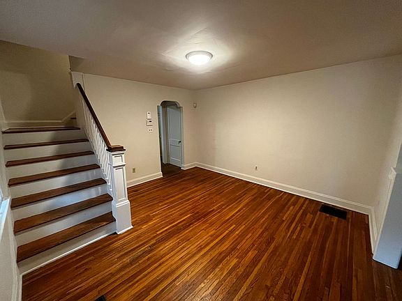 3rd image of 714 Sheridan Ave