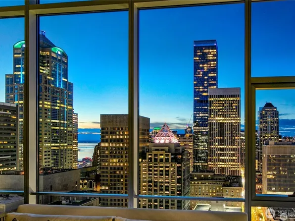 909 5th Avenue #Ph3, Seattle, WA 98164