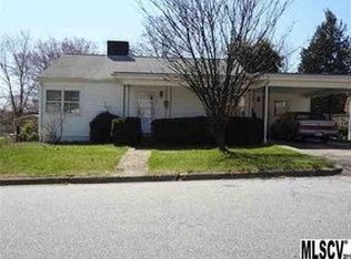 512 Edgewood Dr, Lenoir, NC 28645