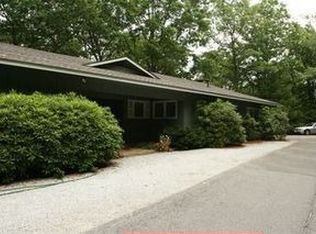 21 Dogwood Ct, Highlands, NC 28741