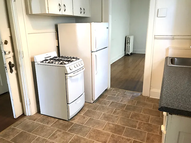 3601 Grand Ave — Photo 7