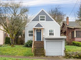 716 4th St, Oregon City, OR 97045