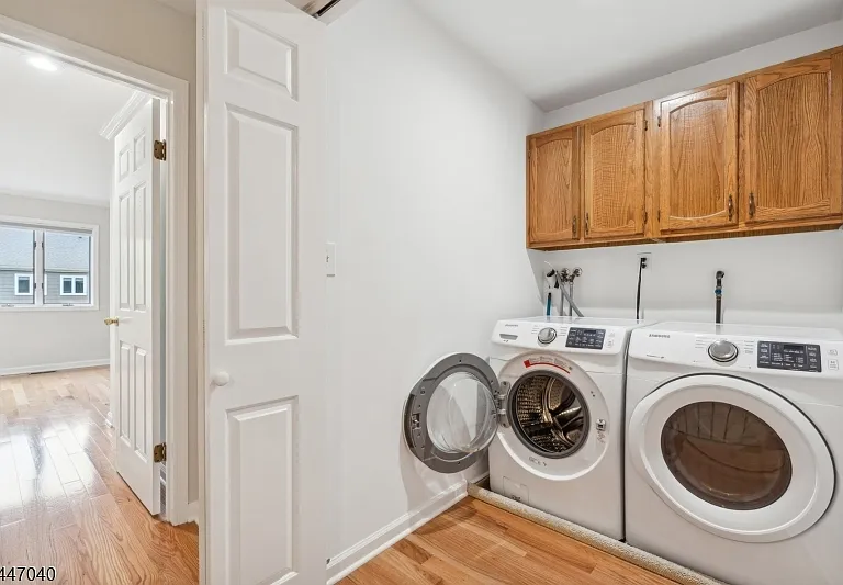 251 Plymouth Ct #251 — Photo 11