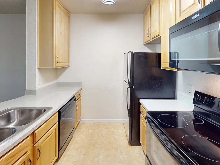 The Breyley Apartments — Photo 35