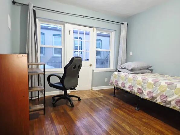 84 Gordon St APT 403, Brighton, MA 02135