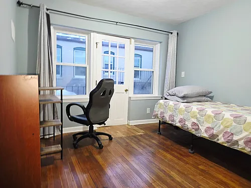 84 Gordon St #403 Photo 1
