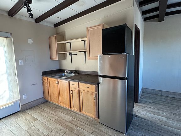 2nd image of 7953 Valley Vista Ave #8