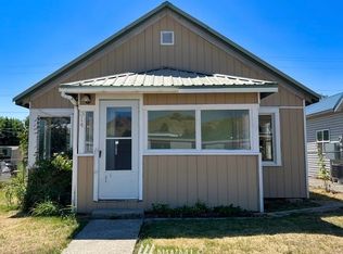 314 E Johnson Ave, Chelan, WA 98816