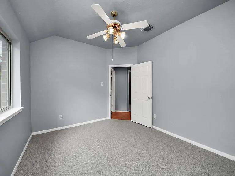 9711 Andrews Ln — Photo 37