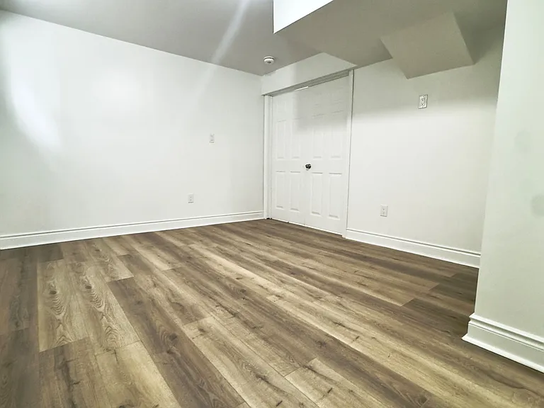 4 Campview St — Photo 23