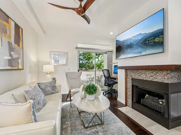 7020 Stagecoach Rd APT A, Dublin, CA 94568