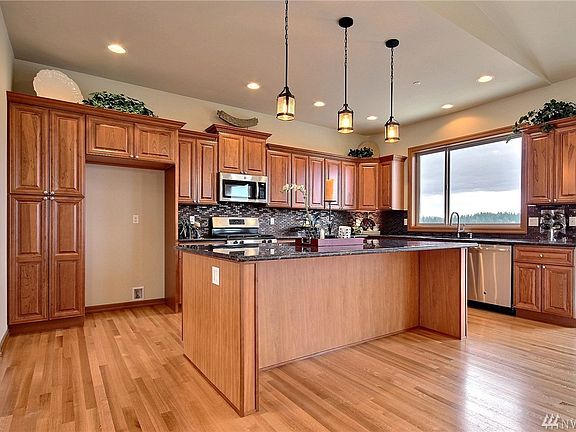 4th image of 17709 Panorama Blvd