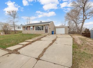 2325 Willow Ave, Rapid City, SD 57701
