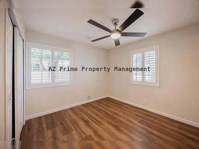 1332 E Whitton Ave — Photo 23