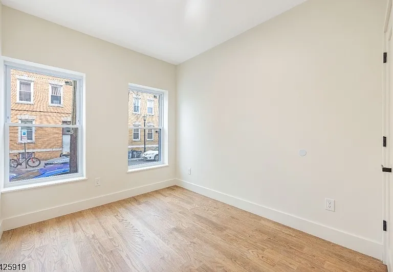 10 School St #7 — Photo 12