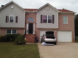 1227 Quiet Arbor Ct, Lithonia, GA 30058