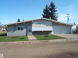 4702 52nd Ave, Two Hills, AB T0B4K0