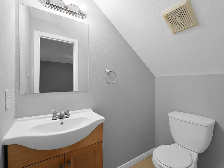 164 Binnacle Ct #B — Photo 10