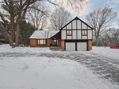 4815 Triwood Dr, Commerce Township, MI, 48382