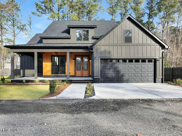 511 Friends Road SE, Leland, NC 28451