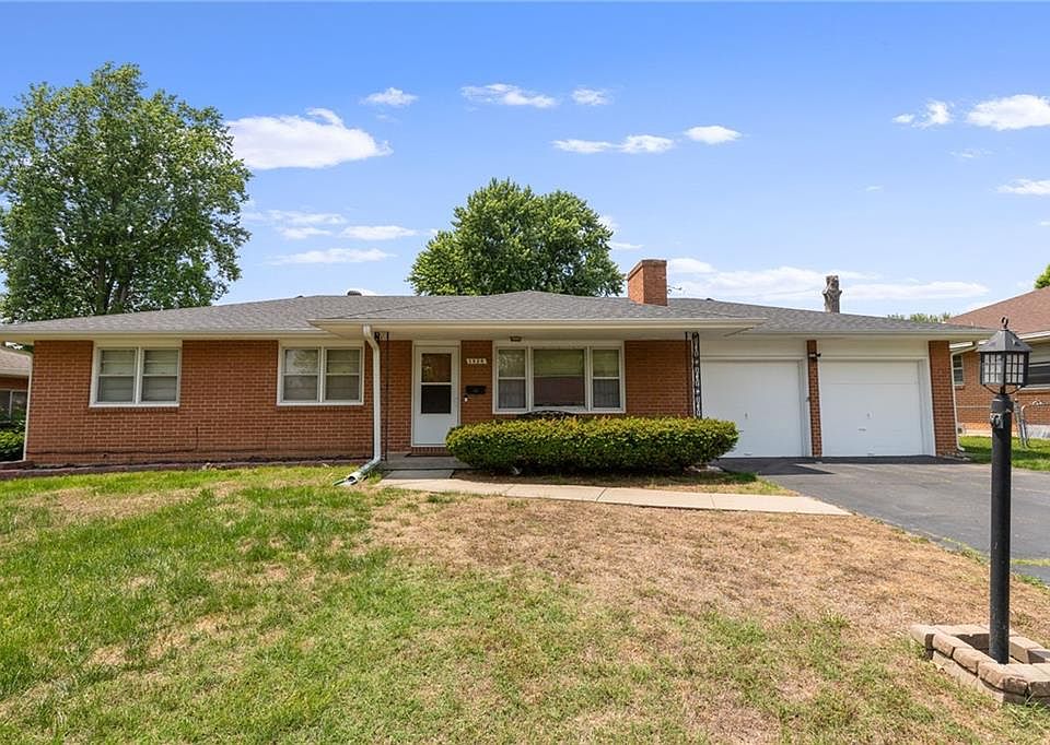 1st image of 1424 N 64th Dr