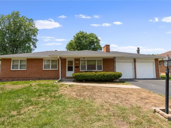 1424 N 64th Dr, Kansas City, KS 66102