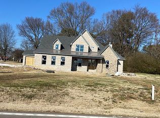 7996 Armour Rd, Millington, TN 38053