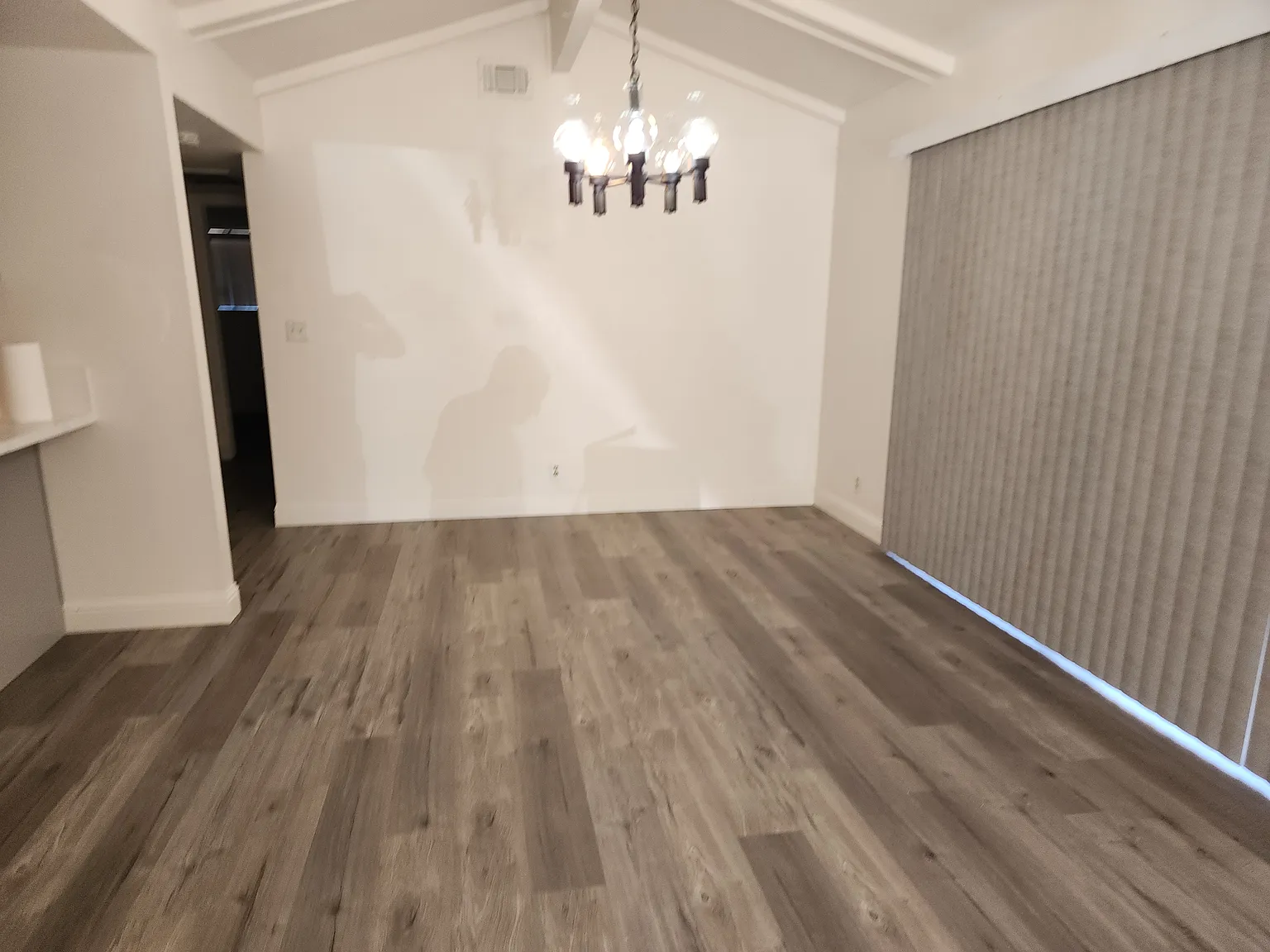 2 bed, 1100 sqft, $2,350 — Photo 2